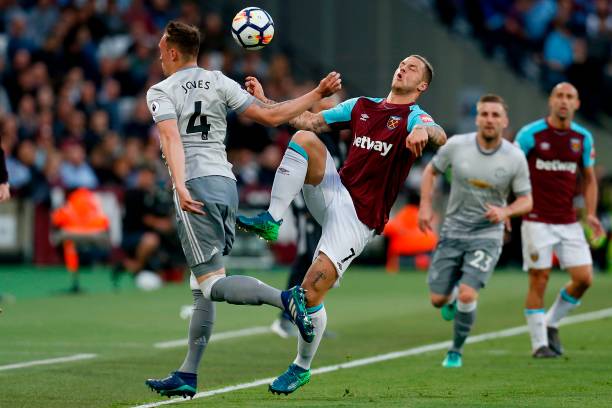 更是足球文 更是足球文